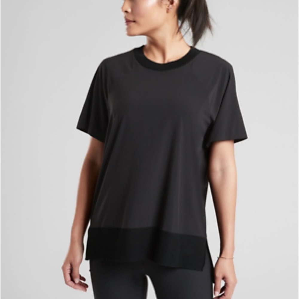 Athleta Zephyr Tee